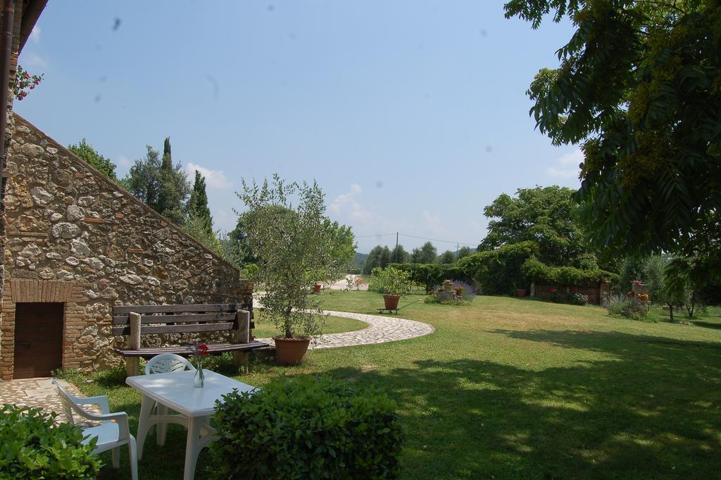 Agriturismo Podere Luchiano อเมเลีย ภายนอก รูปภาพ